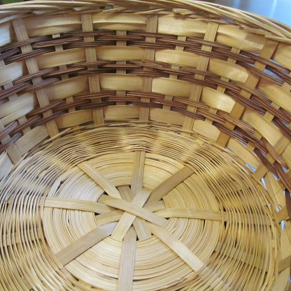 Vintage NWT Woolworth Woven Wicker Basket w/ Handle 14" Tall Two-Tone NEW - Picture 11 of 12